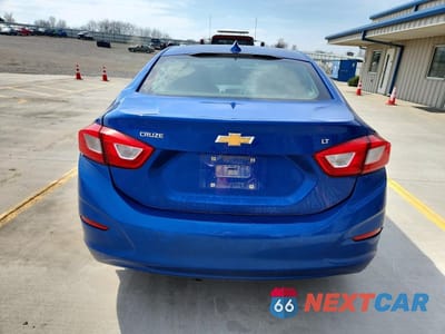 Zdjęcie 6 z 12 samochodu: 2019 CHEVROLET CRUZE LT VIN:1G1BE5SM6K7108794 - miniatura