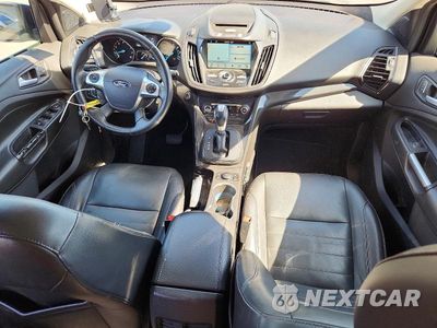 Zdjęcie 8 z 14 samochodu: 2016 FORD ESCAPE TITANIUM VIN:1FMCU0JXXGUB47888 - miniatura