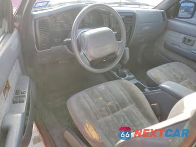 Zdjęcie 8 z 11 samochodu: 2000 TOYOTA TACOMA PRERUNNER V6 VIN:5TESN92NXYZ690357 - miniatura