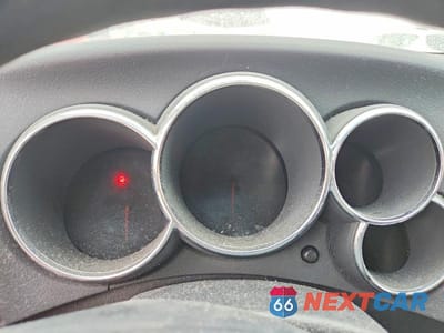 Zdjęcie 9 z 11 samochodu: 2006 PONTIAC VIBE VIN:5Y2SL65856Z415501 - miniatura