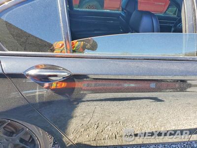 Zdjęcie 10 z 12 samochodu: 2014 BMW 750 LI VIN:WBAYE8C55ED135448 - miniatura