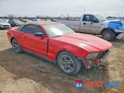 Czwarte zdjęcie samochodu z boku: 2010 FORD MUSTANG VIN:1ZVBP8EN9A5116662 - miniatura