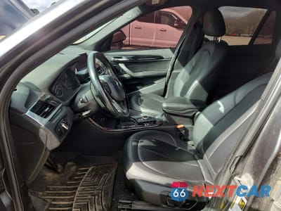 Zdjęcie 7 z 13 samochodu: 2016 BMW X1 XDRIVE28I VIN:WBXHT3C35G5E55639 - miniatura