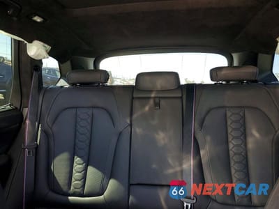 Zdjęcie 10 z 13 samochodu: 2024 BMW X5 M COMPETITION VIN:5YM13ET08R9T70651 - miniatura