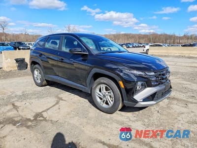 Czwarte zdjęcie samochodu z boku: 2025 HYUNDAI TUCSON SE VIN:5NMJACDE8SH472118 - miniatura