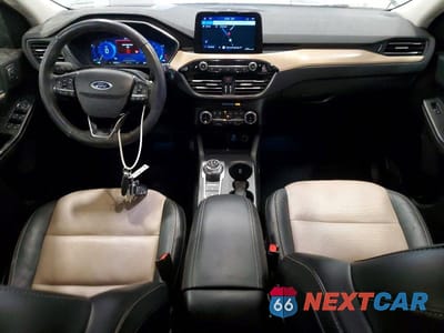 Zdjęcie 8 z 12 samochodu: 2022 FORD ESCAPE TITANIUM VIN:1FMCU9J92NUA22662 - miniatura