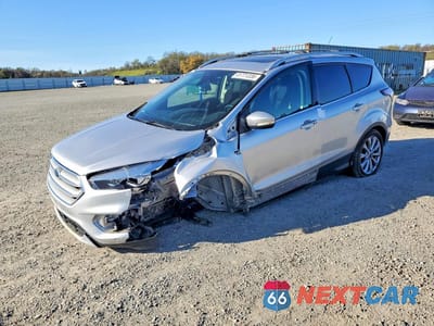 2018 FORD ESCAPE TITANIUM 1FMCU9J92JUC62319 - główne zdjęcie licytacji z USA - miniatura
