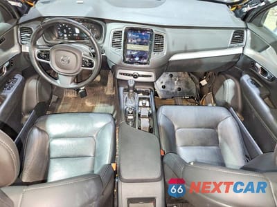 Zdjęcie 8 z 13 samochodu: 2016 VOLVO XC90 T5 VIN:YV4102XK3G1080077 - miniatura