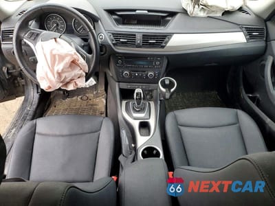 Zdjęcie 8 z 11 samochodu: 2014 BMW X1 XDRIVE28I VIN:WBAVL1C54EVY16145 - miniatura