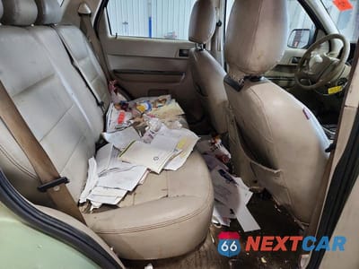 Zdjęcie 10 z 12 samochodu: 2008 FORD ESCAPE XLS VIN:1FMCU02Z88KA86182 - miniatura