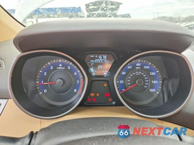 Zdjęcie 9 z 11 samochodu: 2012 HYUNDAI ELANTRA GLS VIN:5NPDH4AE7CH142784 - miniatura