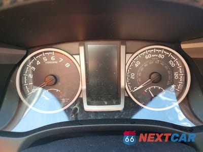 Zdjęcie 9 z 12 samochodu: 2018 TOYOTA TACOMA SR5 V6 VIN:3TMCZ5AN0JM180802 - miniatura