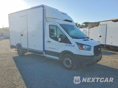 Czwarte zdjęcie samochodu z boku: 2020 FORD TRANSIT DELIVERY TRUCK VIN:1FDBW5Z8XLKB80332 - miniatura