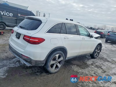 Trzecie zdjęcie samochodu z tyłu: 2018 MERCEDES BENZ GLC 300 4MATIC VIN:WDC0G4KB4JV048570 - miniatura