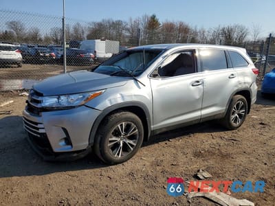 2019 TOYOTA HIGHLANDER LE 5TDBZRFH7KS722825 - główne zdjęcie licytacji z USA - miniatura