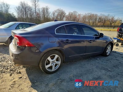 Trzecie zdjęcie samochodu z tyłu: 2013 VOLVO S60 T5 VIN:YV1612FS7D1216322 - miniatura