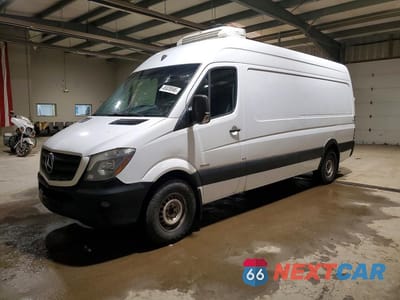2015 MERCEDES BENZ SPRINTER 2500 REFRIGERATED DELIVERY VAN WD3PE8CC4F5960447 - główne zdjęcie licytacji z USA - miniatura