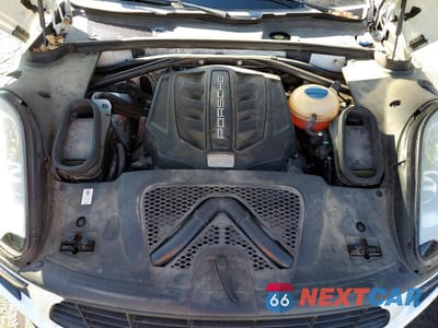 Zdjęcie 11 z 12 samochodu: 2015 PORSCHE MACAN S VIN:WP1AB2A51FLB73696 - miniatura