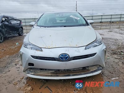 Piąte zdjęcie samochodu w środku: 2019 TOYOTA PRIUS LIMITED VIN:JTDKARFU7K3099020 - miniatura
