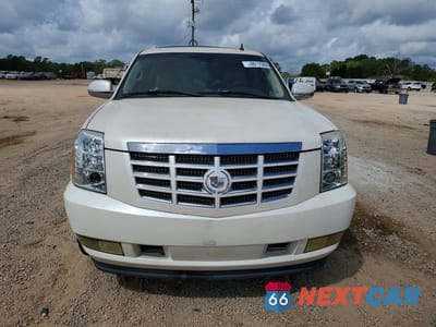 Piąte zdjęcie samochodu w środku: 2008 CADILLAC ESCALADE LUXURY VIN:1GYEC63858R184385 - miniatura