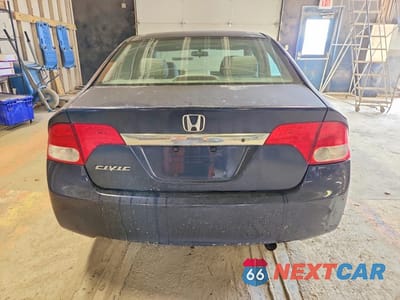 Zdjęcie 6 z 11 samochodu: 2010 HONDA CIVIC LX VIN:2HGFA1F57AH561293 - miniatura