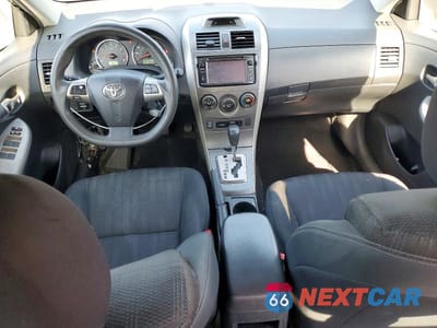 Zdjęcie 8 z 12 samochodu: 2012 TOYOTA COROLLA S VIN:2T1BU4EE1CC770663 - miniatura