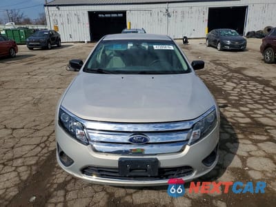 Piąte zdjęcie samochodu w środku: 2010 FORD FUSION S VIN:3FAHP0GA4AR349196 - miniatura