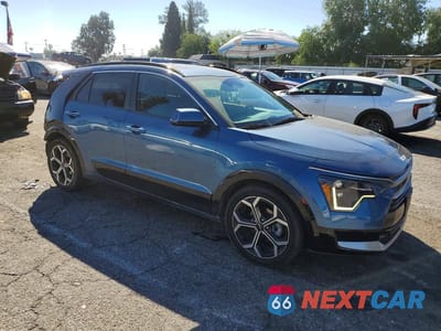 Czwarte zdjęcie samochodu z boku: 2023 KIA NIRO PLUG-IN HYBRID SX TOURING VIN:KNDCR3LF7P5068328 - miniatura