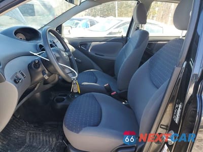 Zdjęcie 7 z 12 samochodu: 2005 TOYOTA ECHO VIN:JTDKT123150084768 - miniatura