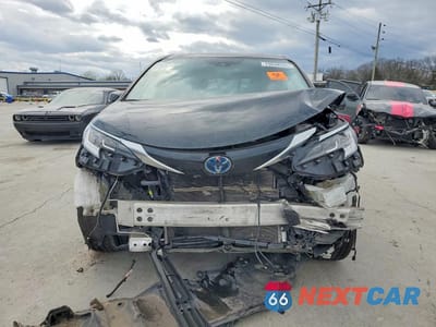 Piąte zdjęcie samochodu w środku: 2022 TOYOTA SIENNA PLATINUM 7-PASSENGER VIN:5TDERKEC9NS098668 - miniatura