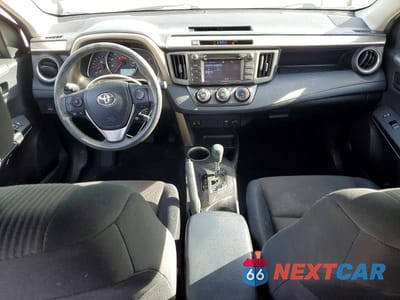 Zdjęcie 8 z 13 samochodu: 2015 TOYOTA RAV4 LE VIN:JTMBFREV9FJ019035 - miniatura