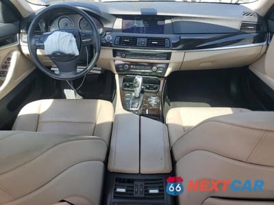Zdjęcie 8 z 11 samochodu: 2012 BMW 528 XI VIN:WBAXH5C52CDW06793 - miniatura