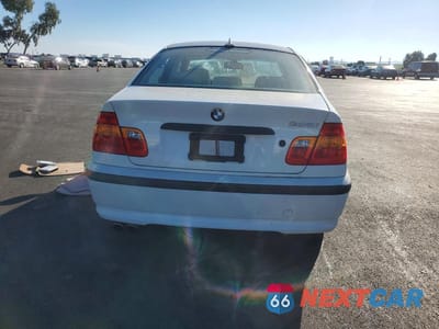 Zdjęcie 6 z 11 samochodu: 2004 BMW 325 IS SULEV VIN:WBAAZ33414KP88899 - miniatura