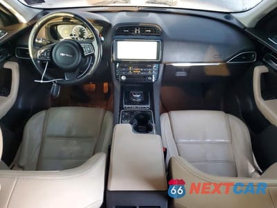 Zdjęcie 8 z 13 samochodu: 2017 JAGUAR F-PACE PRESTIGE VIN:SADCK2BN0HA087565 - miniatura