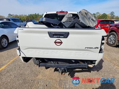 Zdjęcie 6 z 11 samochodu: 2023 NISSAN FRONTIER PRO-4X VIN:1N6ED1EKXPN622366 - miniatura