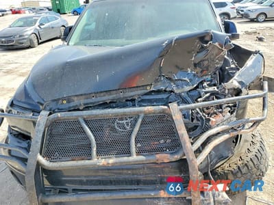 Zdjęcie 11 z 11 samochodu: 2011 TOYOTA TUNDRA LIMITED VIN:5TFHW5F10BX199995 - miniatura