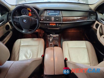 Zdjęcie 8 z 13 samochodu: 2012 BMW X5 XDRIVE35D VIN:5UXZW0C55CL664552 - miniatura