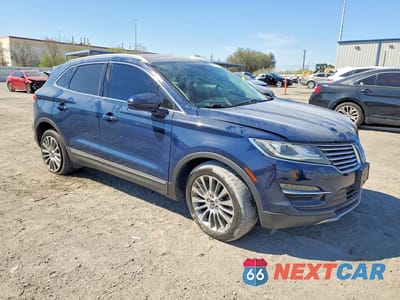 Czwarte zdjęcie samochodu z boku: 2018 LINCOLN MKC RESERVE VIN:5LMCJ3C99JUL07174 - miniatura