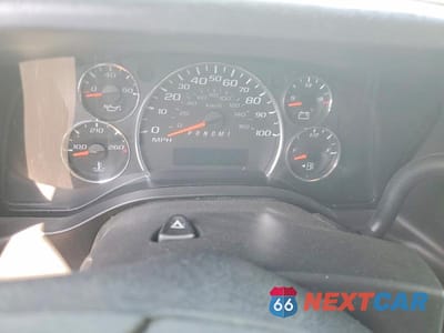 Zdjęcie 9 z 13 samochodu: 2019 GMC SAVANA 2500 CARGO UTILITY / SERVICE VAN VIN:1GTW7AFGXK1249256 - miniatura