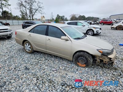 Czwarte zdjęcie samochodu z boku: 2004 TOYOTA CAMRY LE VIN:4T1BE32K54U790948 - miniatura
