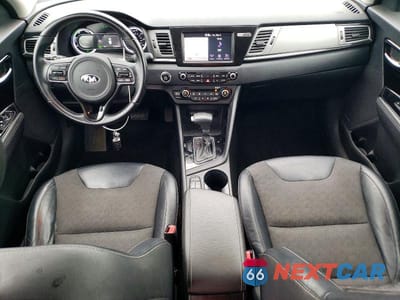 Zdjęcie 8 z 11 samochodu: 2019 KIA NIRO S TOURING VIN:KNDCC3LC4K5249855 - miniatura