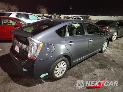 Trzecie zdjęcie samochodu z tyłu: 2013 TOYOTA PRIUS PLUG-IN HYBRID BASE VIN:JTDKN3DP0D3040425 - miniatura