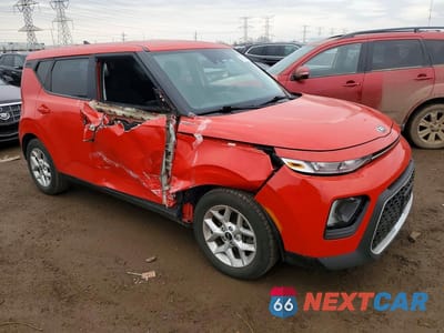 Czwarte zdjęcie samochodu z boku: 2020 KIA SOUL S VIN:KNDJ23AU2L7006850 - miniatura