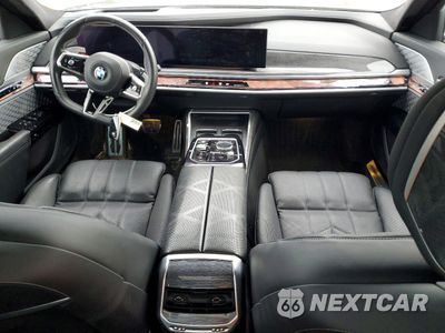 Zdjęcie 8 z 13 samochodu: 2023 BMW 760 XI VIN:WBA33EJ04PCM62938 - miniatura