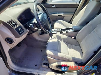 Zdjęcie 7 z 12 samochodu: 2010 VOLVO S40 2.4I VIN:YV1382MS7A2509919 - miniatura