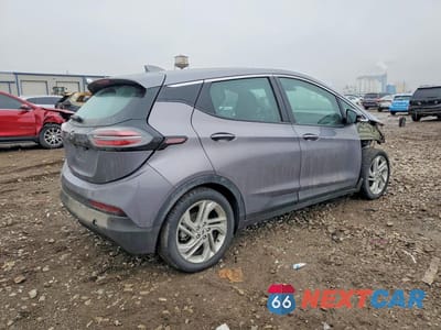 Trzecie zdjęcie samochodu z tyłu: 2023 CHEVROLET BOLT EV 1LT VIN:1G1FW6S00P4184442 - miniatura
