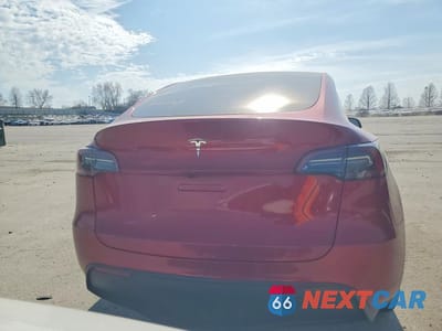 Zdjęcie 6 z 12 samochodu: 2024 TESLA MODEL Y VIN:7SAYGDED2RF208318 - miniatura