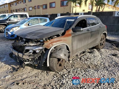2019 MERCEDES-BENZ GLA 250 WDCTG4EB7KJ550488 - główne zdjęcie licytacji z USA - miniatura