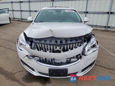 Piąte zdjęcie samochodu w środku: 2017 BUICK REGAL SPORT TOURING VIN:2G4GL5EX5H9132547 - miniatura