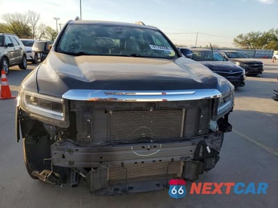 Piąte zdjęcie samochodu w środku: 2023 GMC ACADIA DENALI VIN:1GKKNPLS2PZ125690 - miniatura